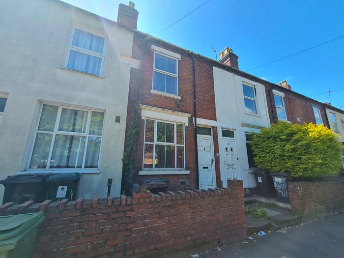 2 Bedroom Terraced House To Rent In Newhampton Road West, Wolverhampton, WV6