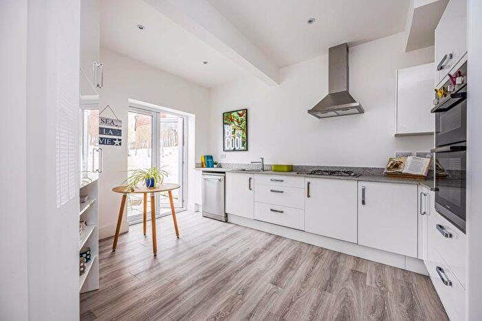 3 Bedroom End Of Terrace House To Rent In Cromwell Road, Southsea, PO4