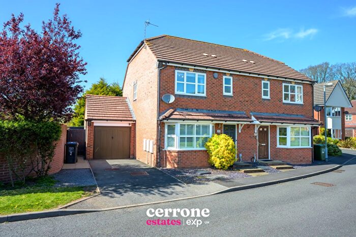 3 Bedroom Semi-Detached House For Sale In Fleetwood Close, Webheath, Redditch, B97