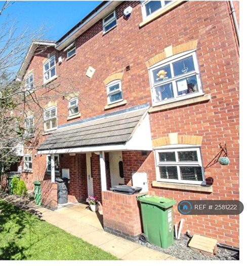 3 Bedroom Terraced House To Rent In Honeychurch Close, Redditch, B98