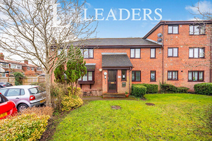 1 Bedroom Flat To Rent In Cranbrook, Woburn Sands, Milton Keynes, MK17