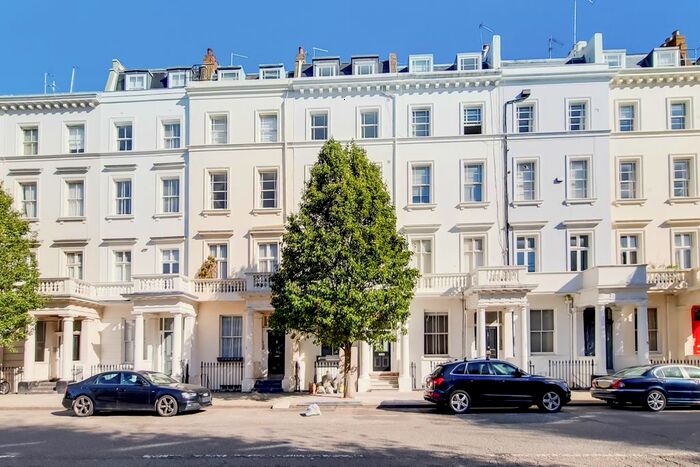 2 Bedroom Flat To Rent In Claverton Street, London, SW1V