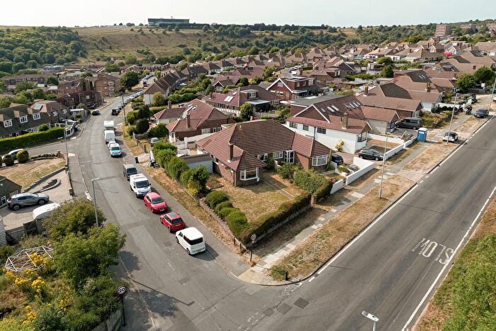 4 Bedroom Semi-Detached House For Sale In Wilson Avenue, Brighton, BN2