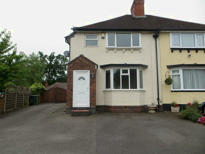 3 Bedroom Semi-Detached House To Rent In Streetsbrook Road, Shirley, Solihull, B90