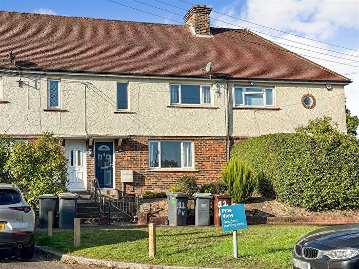 3 Bedroom Terraced House For Sale In Pine View, Platt, TN15