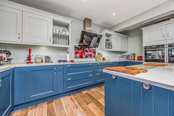 3 Bedroom Detached Bungalow For Sale In Catherington Lane, Waterlooville, PO8