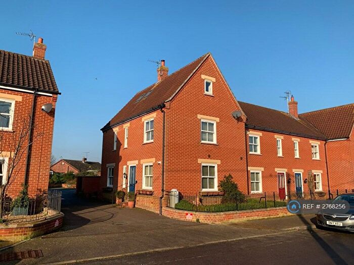 4 Bedroom End Of Terrace House To Rent In Trafalgar Yard, Aylsham, Norwich, NR11