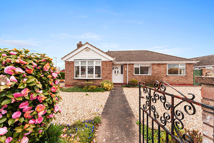 3 Bedroom Detached Bungalow For Sale In Fairfield Court, Cleethorpes, DN35