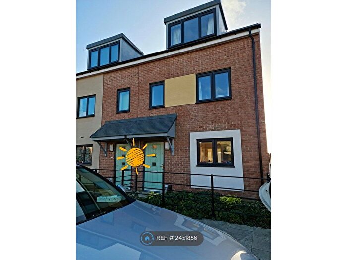 3 Bedroom Semi-Detached House To Rent In Armstrong Road, Newcastle Upon Tyne, NE15