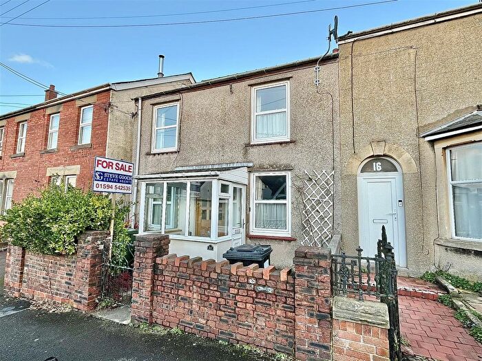 3 Bedroom Semi-Detached House For Sale In Abbey Street, Cinderford, GL14