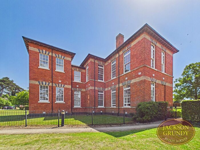 2 Bedroom Flat To Rent In South Meadow Road, St. Crispins, NN5