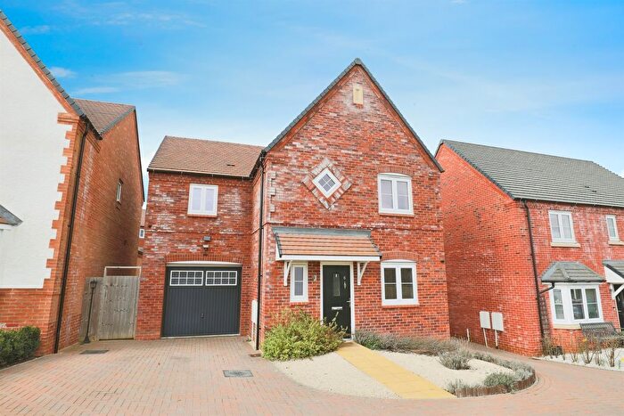 3 Bedroom Detached House For Sale In Rowett Drive, Shipston-On-Stour, CV36