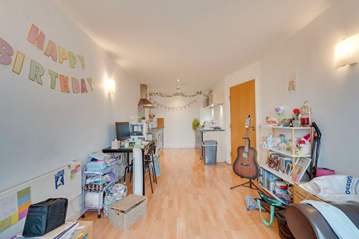 1 Bedroom Flat For Sale In Fitzwilliam Street, Sheffield, S1