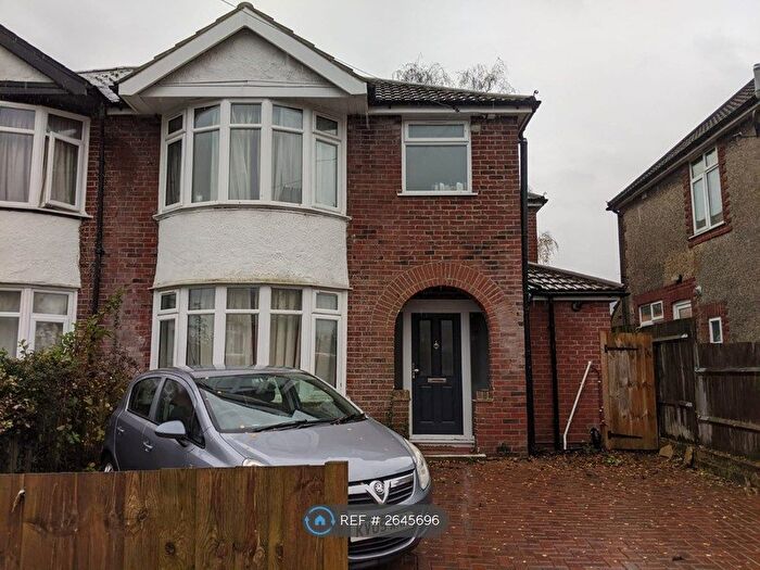 6 Bedroom Semi-Detached House To Rent In Sirdar Road, Southampton, SO17