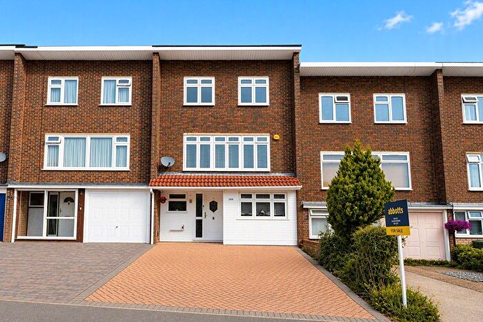 6 Bedroom Town House For Sale In Great Gregorie, Basildon, SS16