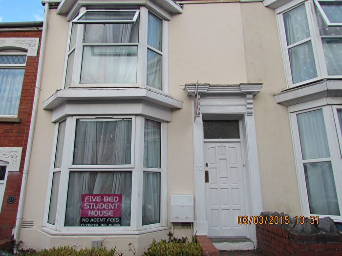 2 Bedroom Property To Rent In Alexandra Terrace, Brynmill, Swansea, SA2