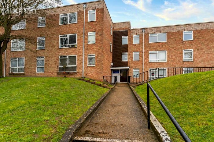 1 Bedroom Flat To Rent In Tower Road, Brighton, East Sussex, BN2