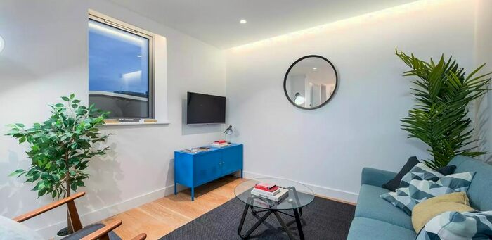 2 Bedroom Flat To Rent In Nile Street (), Hoxton, London, N1