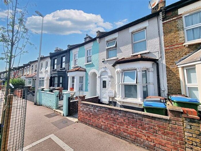 3 Bedroom House To Rent In Cann Hall Road, Leytonstone, E11