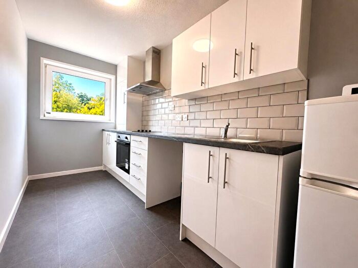 1 Bedroom Apartment To Rent In Goad Close, Torpoint, Cornwall, PL11
