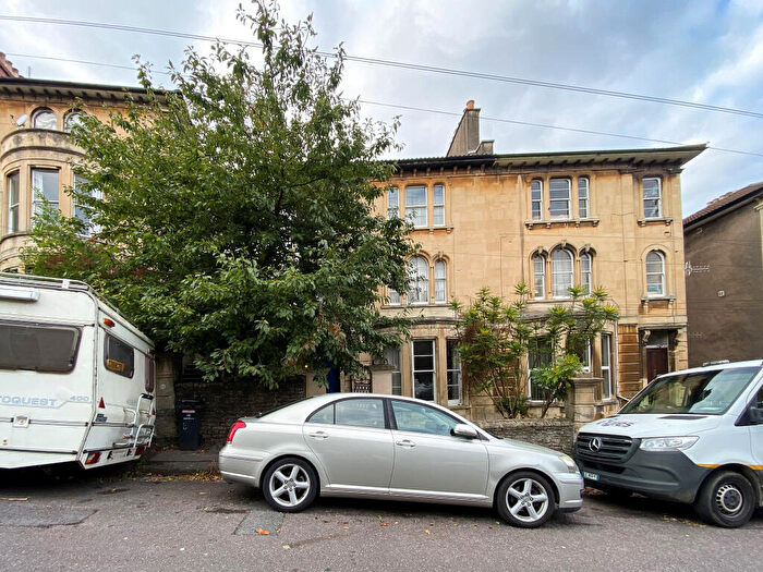3 Bedroom Flat To Rent In Elmgrove Road, Cotham, BS6