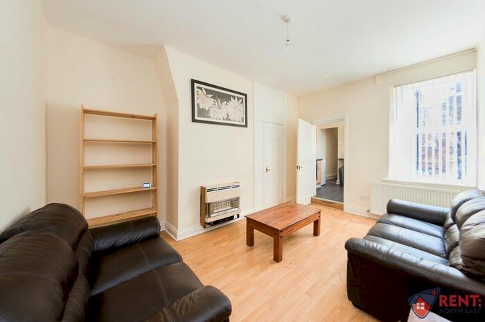 2 Bedroom Flat To Rent In Maxwell Street, Gateshead, NE8