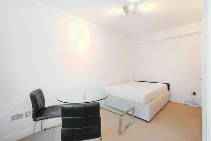 Studio To Rent In Fetter Lane, London, EC4A