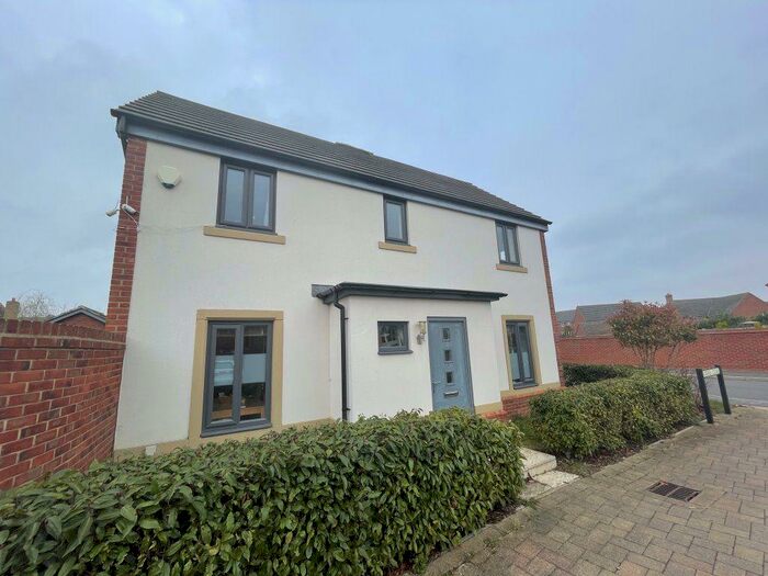 3 Bedroom Terraced House To Rent In Sorrel Close, Hampton Vale, Peterborough, PE7