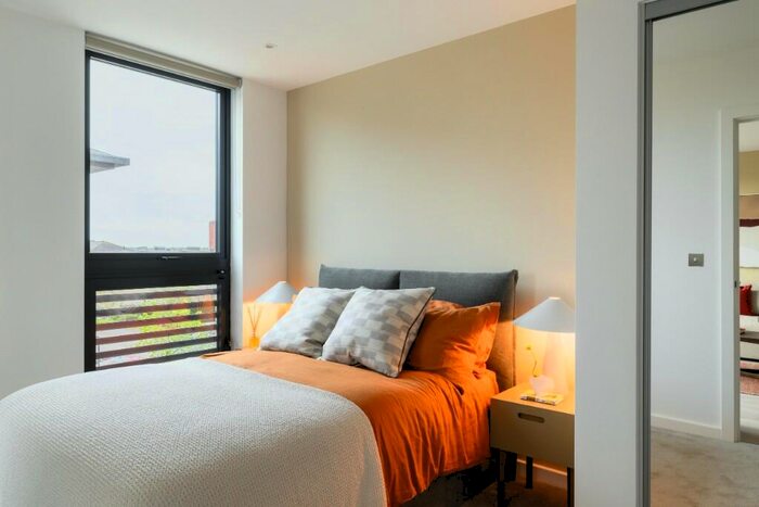 2 Bedroom Apartment To Rent In Arvour, Silbury Boulevard, Milton Keynes, Buckinghamshire, MK9