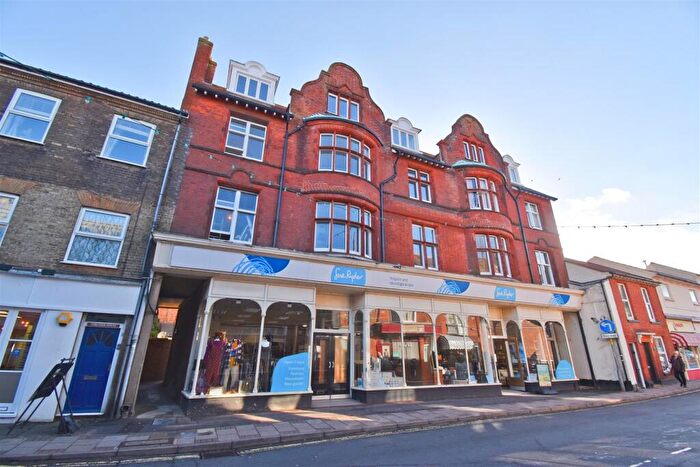 2 Bedroom Apartment To Rent In Garden Street, Cromer, NR27