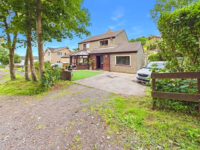 4 Bedroom Detached House For Sale In Beach Road, Llanreath, SA72