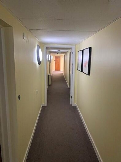 1 Bedroom Flat To Rent In Over 's Only- One Bedroom, First-Floor Flat, Daisyfield Grange, Rossefield Approach, Leeds, West Yorkshire, LS13