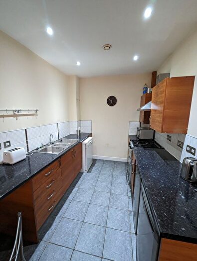 2 Bedroom Flat To Rent In Apartment, Sir Thomas Street, Liverpool, L1