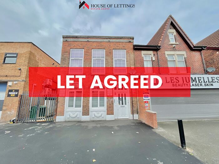 1 Bedroom Flat To Rent In Rounhay Road, Leeds, LS8