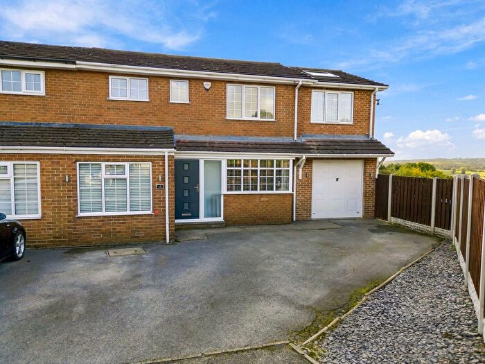 4 Bedroom Semi-Detached House For Sale In Eaton Square, Barnburgh, Doncaster, DN5
