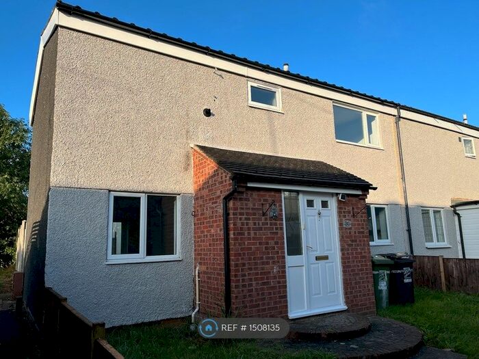 3 Bedroom Semi-Detached House To Rent In Longdon Close, Redditch, B98