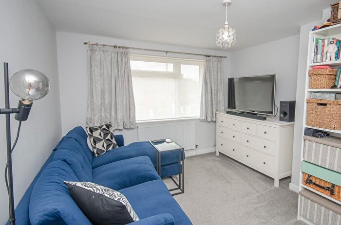 1 Bedroom Flat To Rent In Dibden Road, Downend, Bristol, BS16