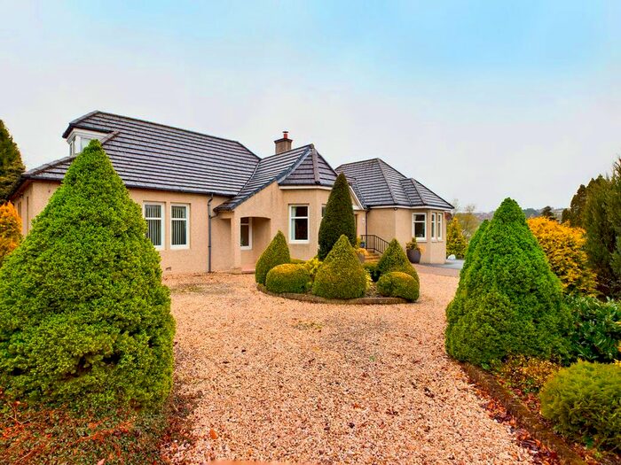 5 Bedroom Detached House To Rent In Cedar Lodge, Lanark ML11