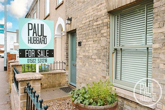 2 Bedroom Terraced House For Sale In Stradbroke Road, Pakefield, NR33
