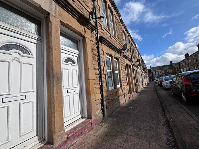 3 Bedroom Flat To Rent In Asher Street, Gateshead, NE10
