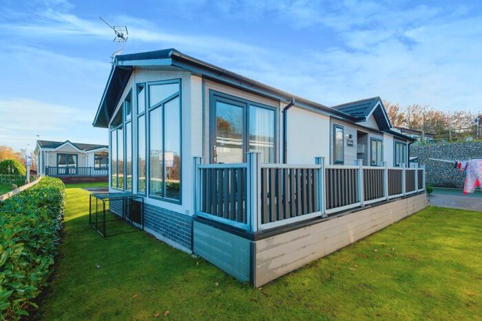 2 Bedroom Detached House For Sale In Mill Lane, Meadowbank, Winsford, CW7