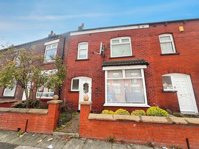 5 Bedroom Terraced House For Sale In Ainsworth Lane, Tonge Fold, BL2