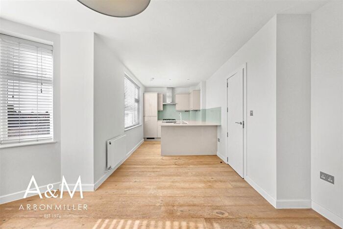 2 Bedroom Flat For Sale In Canon Hall Court, Newbury Park, IG2