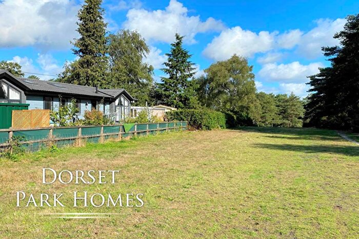 2 Bedroom Park Home For Sale In Worley Way, Lone Pine Park, Lone Pine Drive, Ferndown, Dorset, BH22