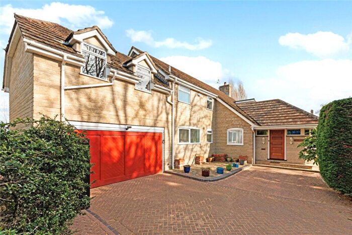 4 Bedroom Detached House To Rent In Watermead, Kidlington, Oxfordshire, OX5