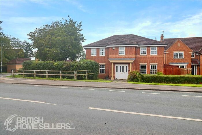 4 Bedroom Detached House For Sale In Dawson Road, Market Weighton, Yorkshire, YO43