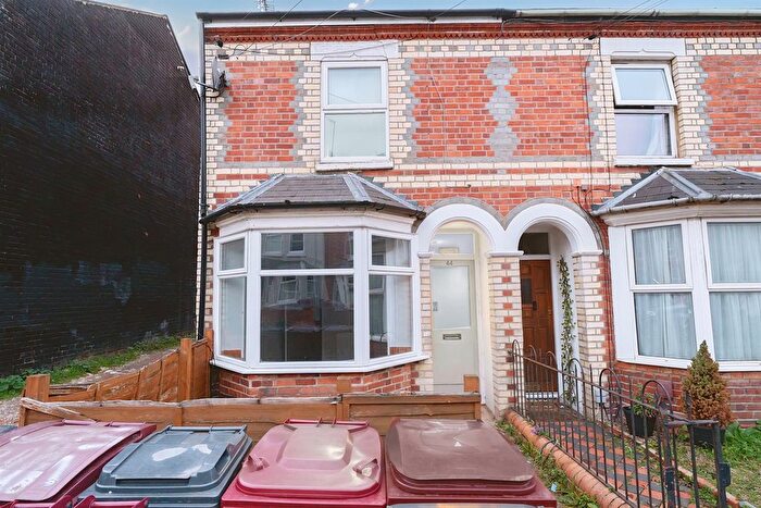 1 Bedroom Flat To Rent In Highgrove Street, Reading, RG1