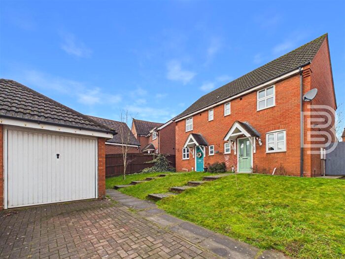 2 Bedroom Semi Detached House For Sale In Devonshire Close, Cawston, Rugby, CV22