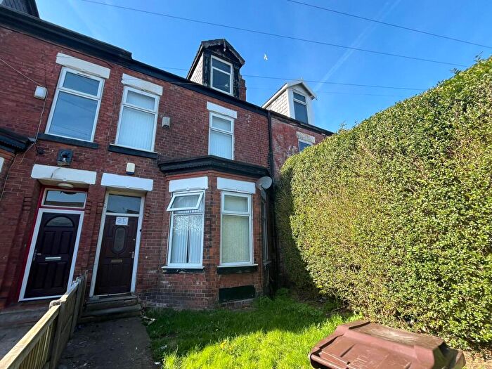 5 Bedroom House To Rent In Broughton, Salford, M7