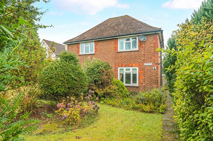 3 Bedroom Detached House For Sale In Beech Lane, Grayshott, Hindhead, Hampshire, GU26